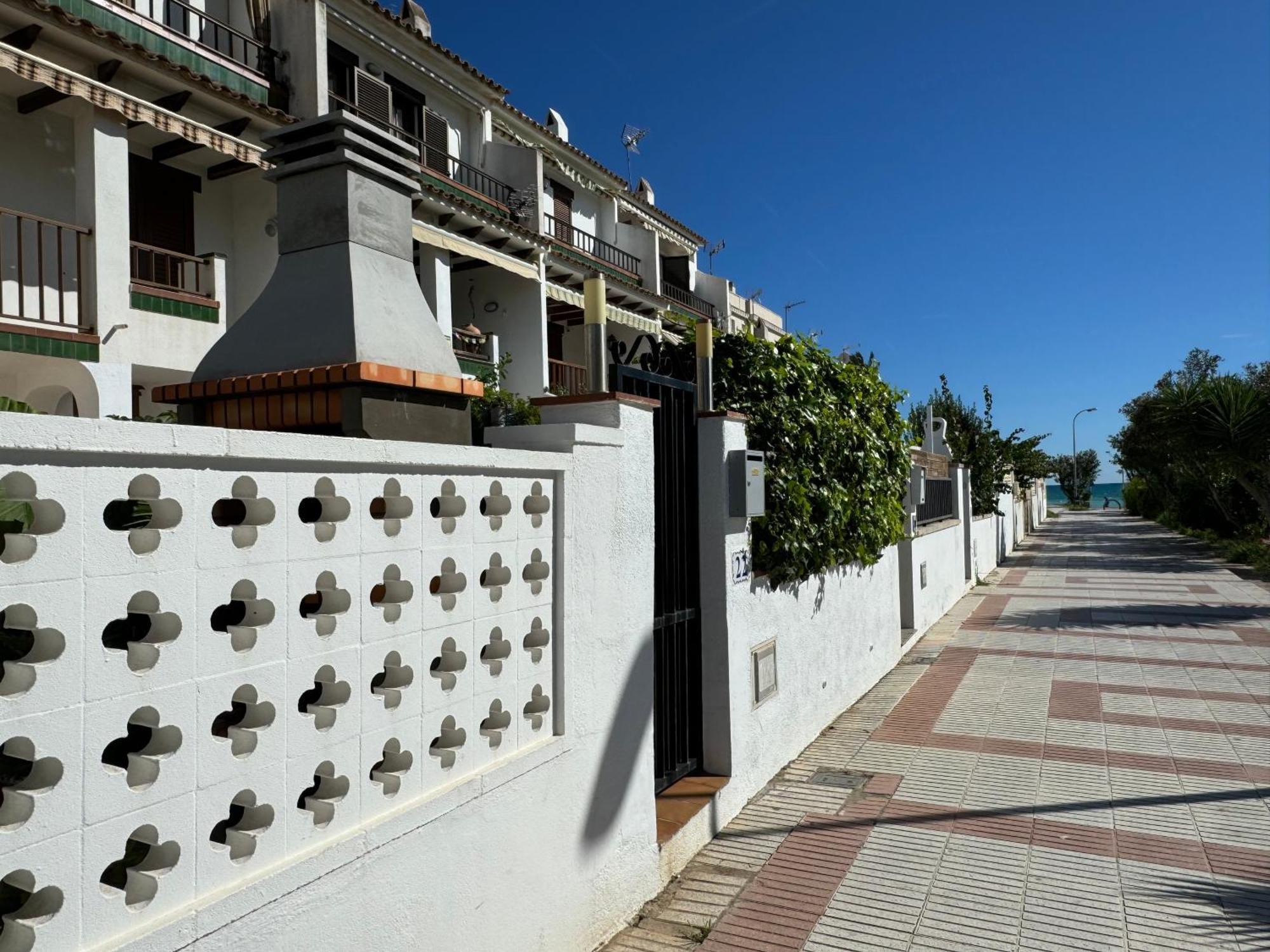 Espectacular Sunny House In The Beach Cunit Bagian luar foto